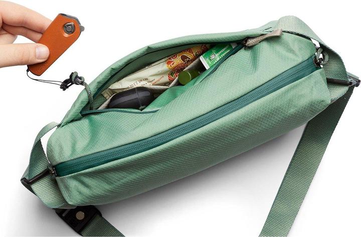 Produktbild Bellroy Lite Sling Moss (7 l)