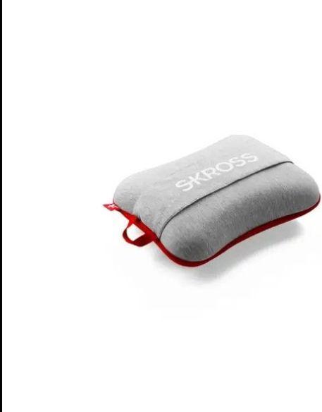 Image du produit Peter Jäckel SKROSS Mini Oreiller de voyage rouge (Pochette pour passeport)
