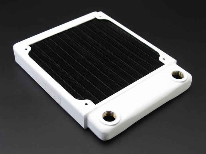 Actual product image XSPC TX120 Ultrathin Radiator (120 mm)