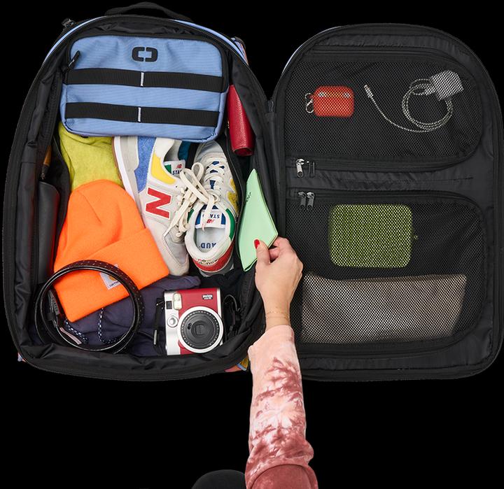 Actual product image Ogio TRAVEL BAG LAYOVER RED FLOWER P/N: 5923090OG (46 l, Hand luggage (up to 50 litres))