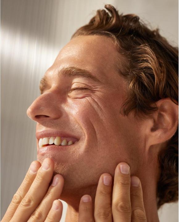 Produktbild Nivea Men Sensitive Schützende Feuchtigkeitspflege LSF30 (50 ml, Tagescreme, SPF 30)