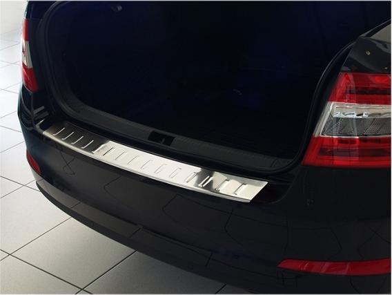 Avisa Protection du seuil de chargement en acier inoxydable pour Skoda Octavia Limousine de 2013 à 2020 (Arrière)