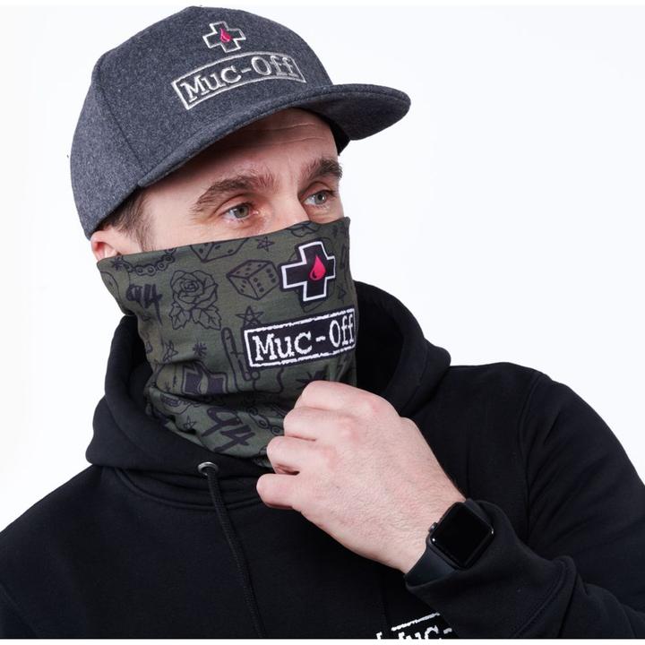 Actual product image Muc-Off Lightweight Neck Gaiter green