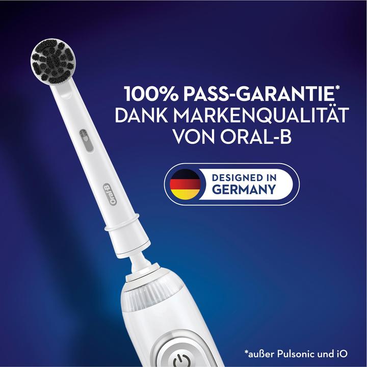 Actual product image Oral-B Pure Clean Activated Carbon (3 x)