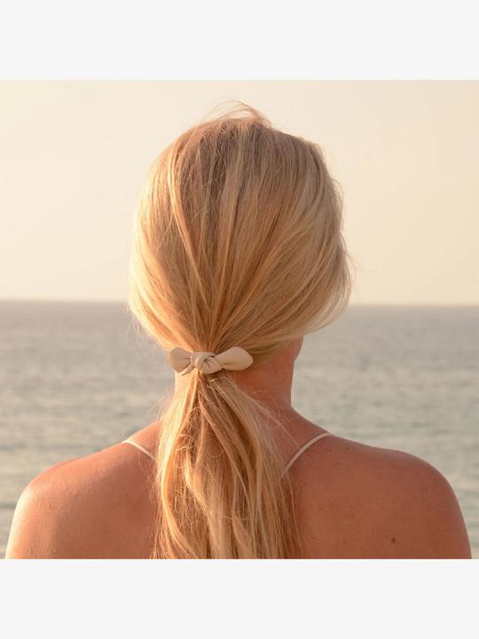 Actual product image Corinne World - Leather Bow Small Hair Tie Cream (Hair tie)
