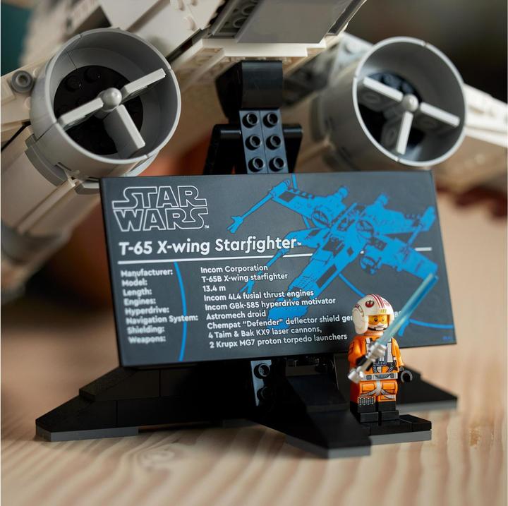 Actual product image LEGO X-Wing Starfighter (75355, LEGO Star Wars, LEGO Rare Sets)