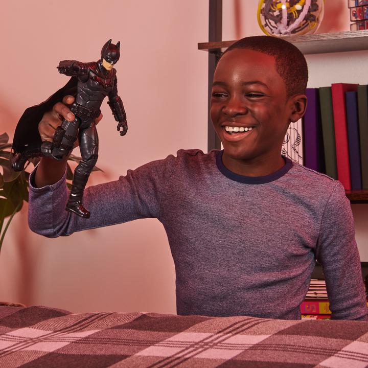 Produktbild Spin Master DC Comics Batman "The Batman" Batman-Actionfigur mit Stoffumhang im authentischen