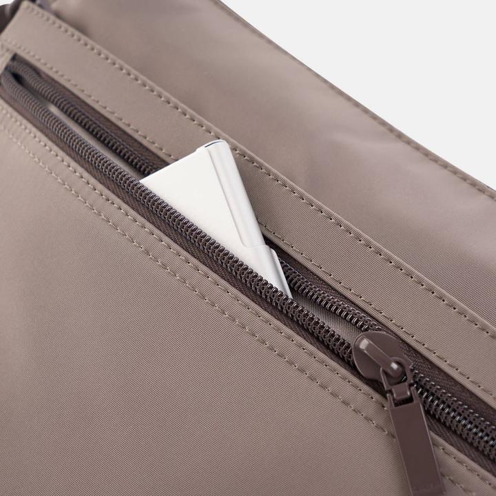 Produktbild Hedgren Eye Medium Shoulder Bag RFID