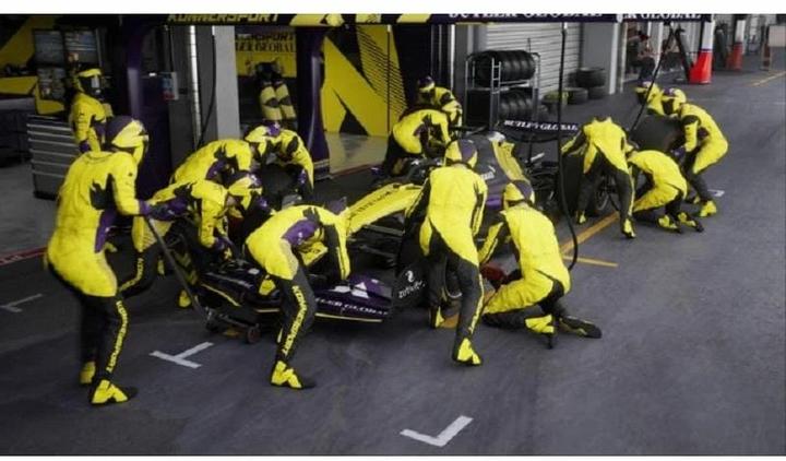 Produktbild EA Games F1 2023 (PS5, IT)