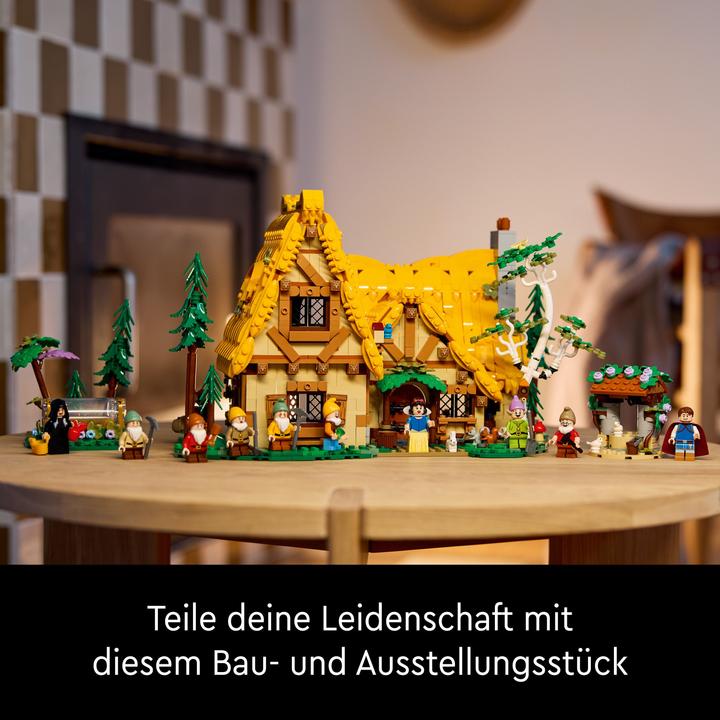 Actual product image LEGO The hut of Snow White and the Seven Dwarfs (43242, LEGO Disney)