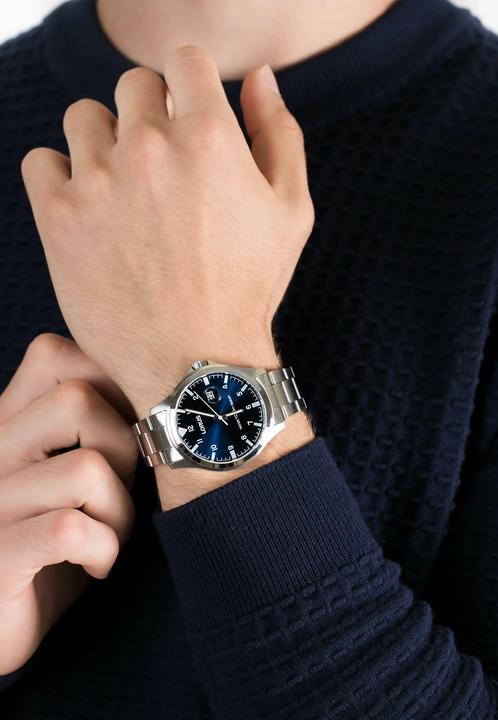 Actual product image Lorus Sport (Analogue wristwatch, 42 mm)