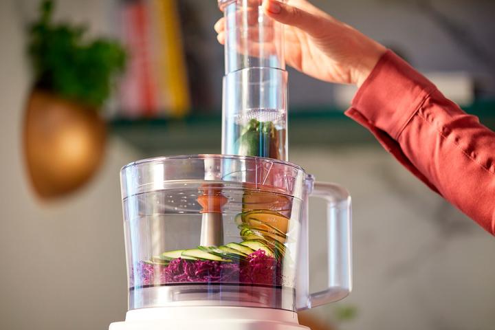 Actual product image Philips Daily Collection HR7310/00 (2100 ml, 700 W)
