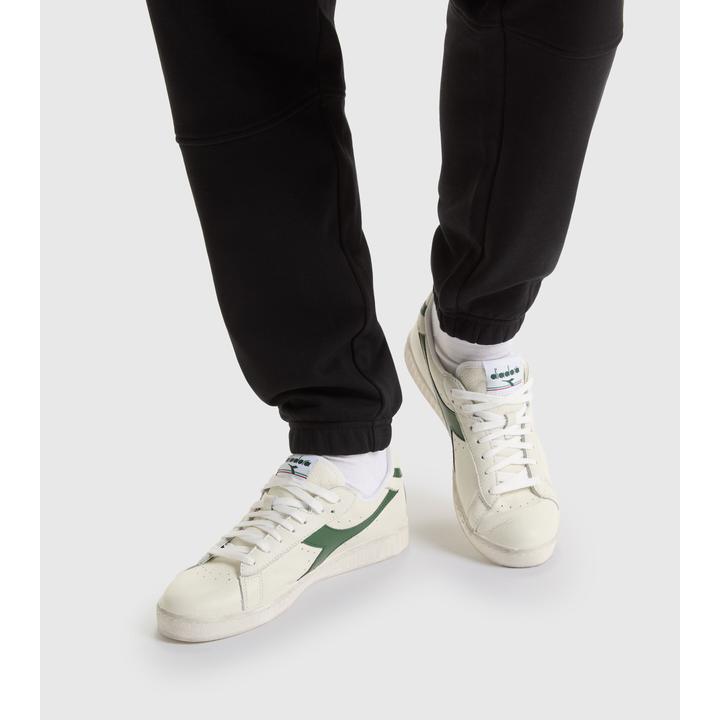 Actual product image Diadora trainers game l low waxe (41)