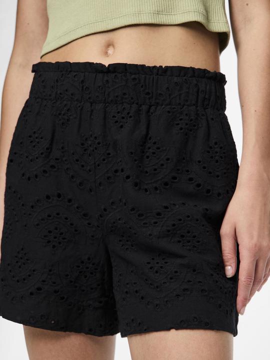 Actual product image Pieces PCVILDE Broderie Anglaise Shorts (M)