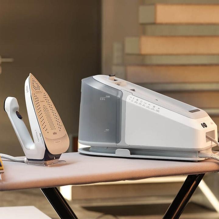 Actual product image Braun DeLonghi CareStyle 7 (2700 W, 510 g/min)