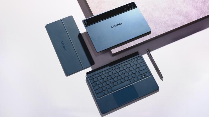 Produktbild Lenovo Plus (nur WLAN, 12.70", 256 GB, Tidal Teal)