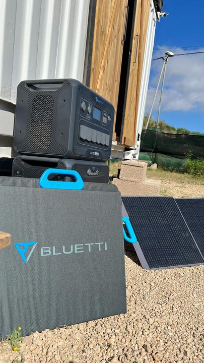 Produktbild Bluetti AC300 (0 Wh, 21.60 kg)