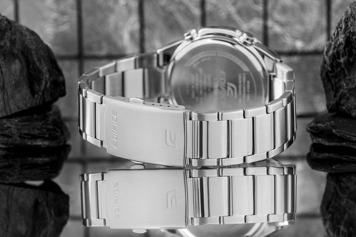 Produktbild Casio Edifice (Digitaluhr, Gangreserveanzeige, 47 mm)
