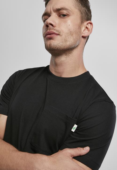 Actual product image Urban Classics Organic Cotton Basic Pocket Tee (4XL)