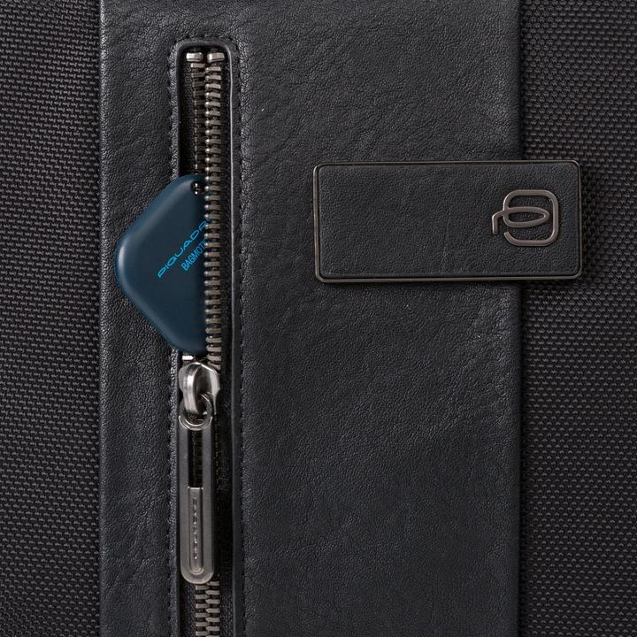 Produktbild Piquadro Brief 2 - Reisetasche aus recyceltem Stoff mit Schuhfach (30 l)