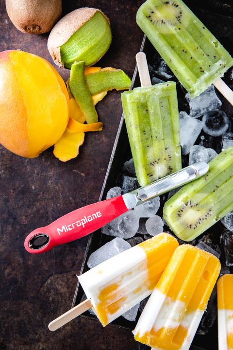 Actual product image Microplane Professional peeler, serrated