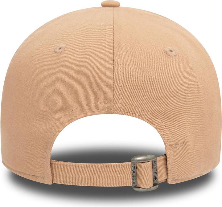 Actual product image New Era 9Forty Strapback Cap - METAL PIN BADGE beige