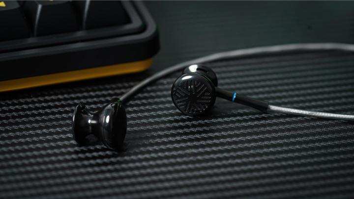 Produktbild FiiO FF3 (keine Geräuschunterdrückung, 0 h, Kabelgebunden)