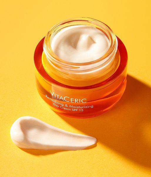 Actual product image Dr Irena Eris Vitaceric Revitalising Moisturizing Day Cream Spf15 50Ml (50 ml, Day cream, SPF 15)