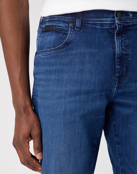 Produktbild Wrangler Texas Slim Jeans Straight Fit Apollo (W42/L32)
