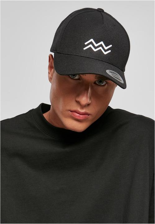 Produktbild Mister Tee Zodiac YP Classics 5-Panel Premium Curved Visor Snapback Cap - 16461 (One Size)