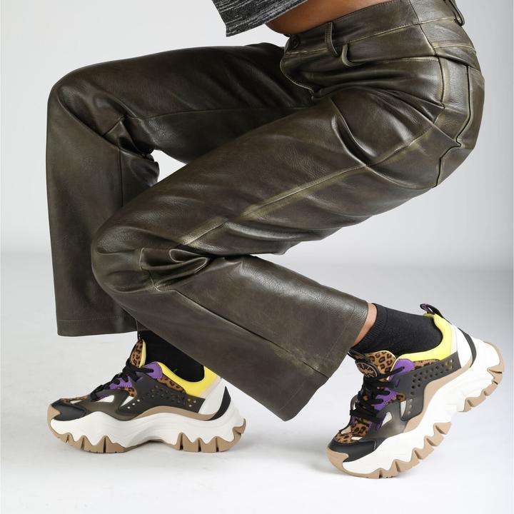 Image du produit Buffalo baskets trail one - vegan nappa/nubuck/fur-animal (40)