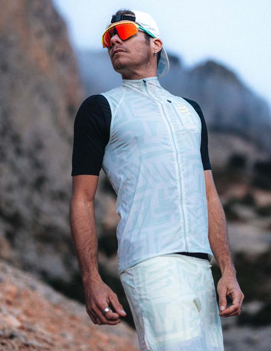 Produktbild Compressport Trail Racing 2-In-1 (S)