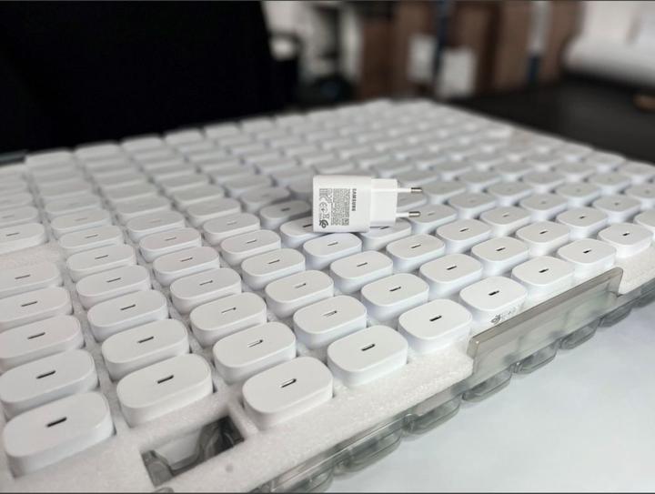 Actual product image Samsung EP-TA800 (25 W)