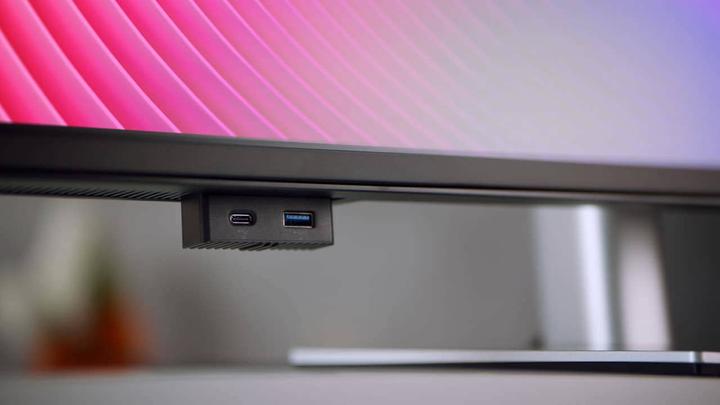 Immagine prodotto Dell UltraSharp U4323QE (3840 x 2160 pixel, 43")