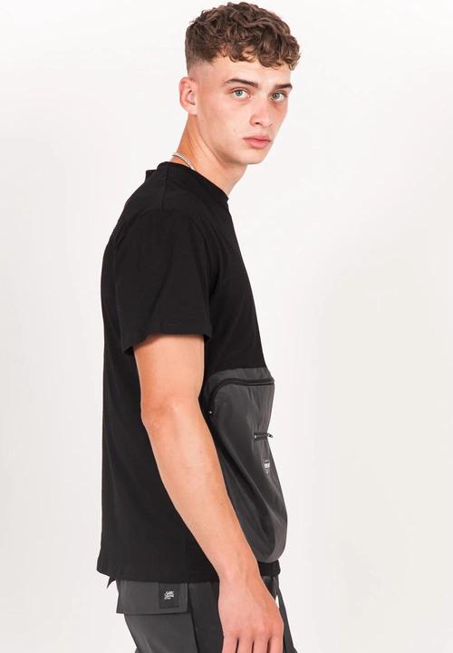 Actual product image Sixth June Reflective T-shirt with large pocket (L)
