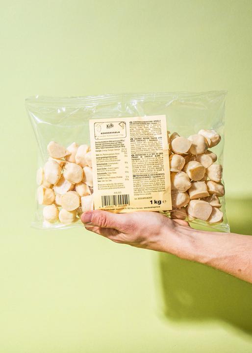 Actual product image KoRo Coconut preparation coated in white chocolate (1000 g)