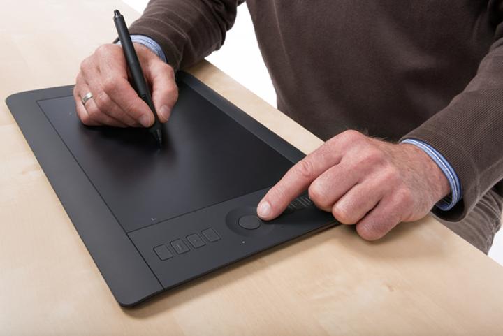 Produktbild Wacom Intuos Pro M (10", 5080 lpi)