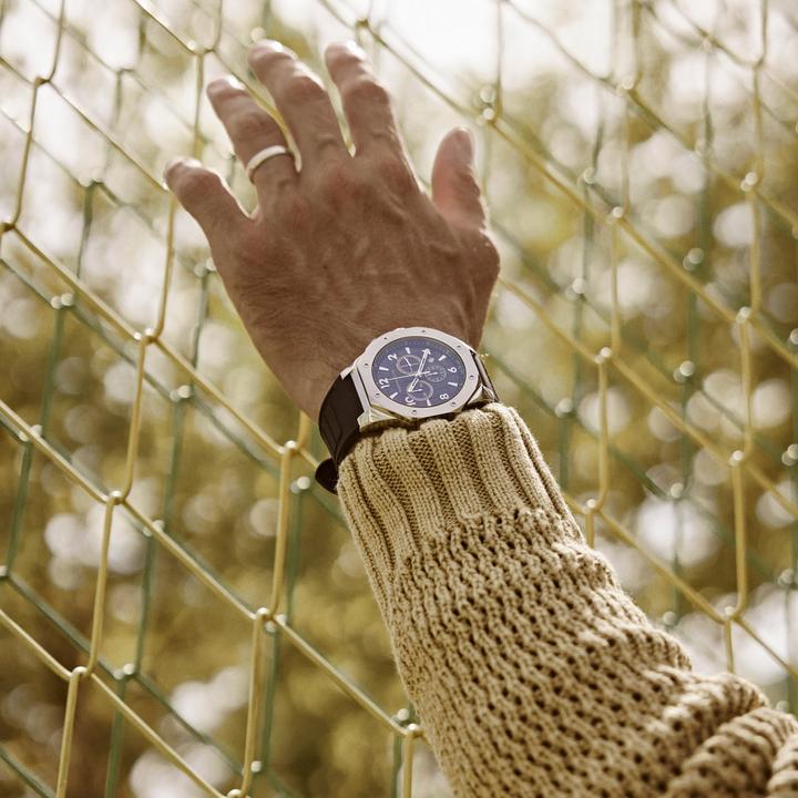 Actual product image Cornavin Downtown Sport CO 2012-2001R (Analogue wristwatch, 44 mm)