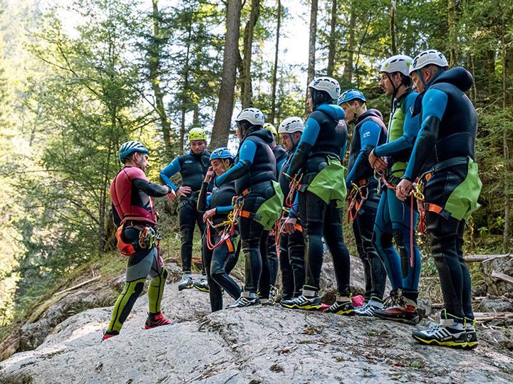 Immagine prodotto Smartbox Canyoning in Ticino per l'accros à l'adrénaline (2 pers.)