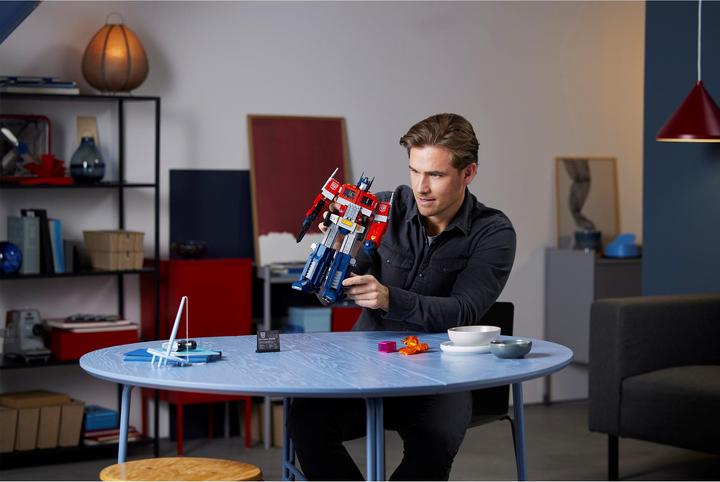 Actual product image LEGO Optimus Prime (10302, LEGO Icons, LEGO Rare Sets)