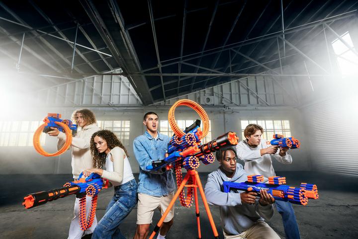 Actual product image Xshot - Insanity Blaster Manic with darts