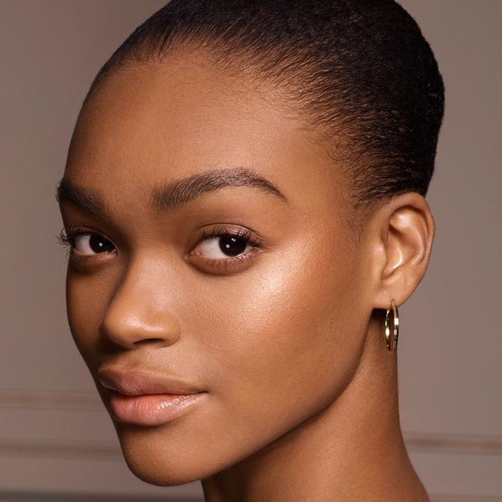 Actual product image Max Factor Facefinity Highlighter Powder (01 Nude Beam, Highlighter, 8 g)