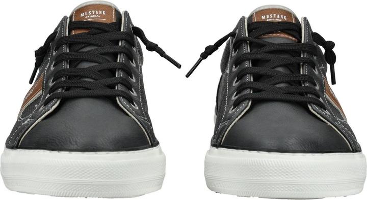 Actual product image Mustang Sneaker (45)