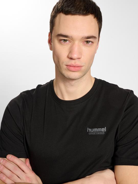 Actual product image hummel Booster T-Shirt (M)