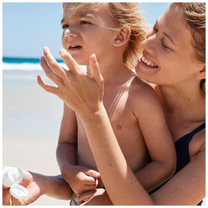Image du produit Naïf Baby & Kids Suncream SPF50 crème (Crème solaire, SPF 50, 30 ml, 1 g)