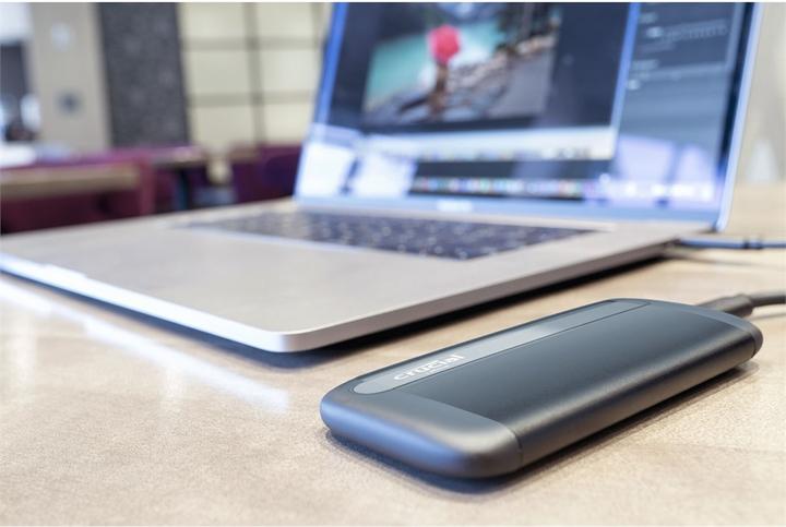 Actual product image Crucial X8 (1000 GB)