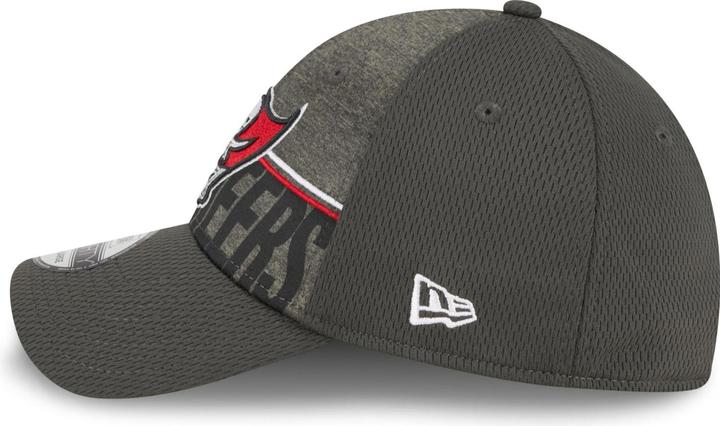 Immagine prodotto New Era 39Thirty Cap NFL TRAINING 2023 Tampa Bay Buccaneers (XL)