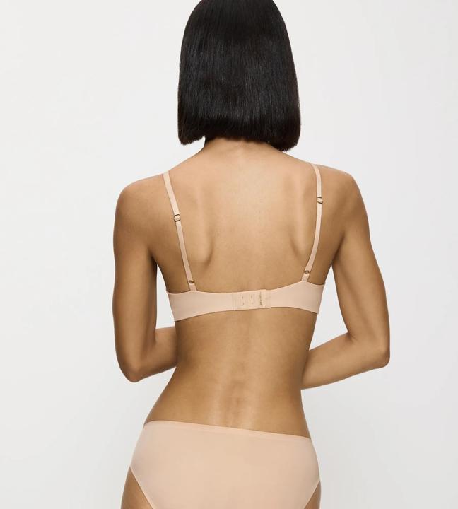 Immagine prodotto Triumph Reggiseno con ferretto "Body Make-Up Essentials (85 B, Confezione singola)