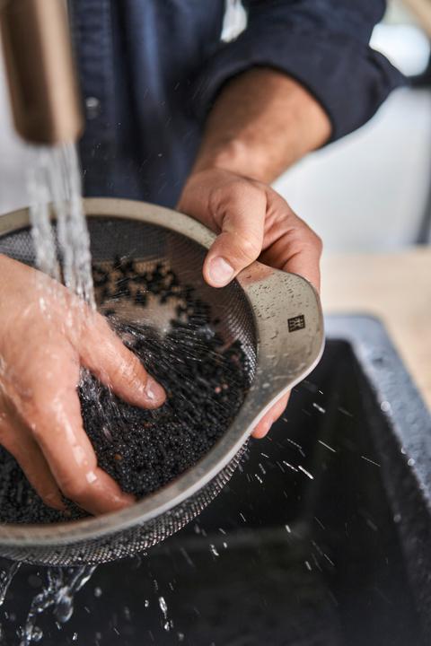 Actual product image Zwilling Sieve (24 cm)
