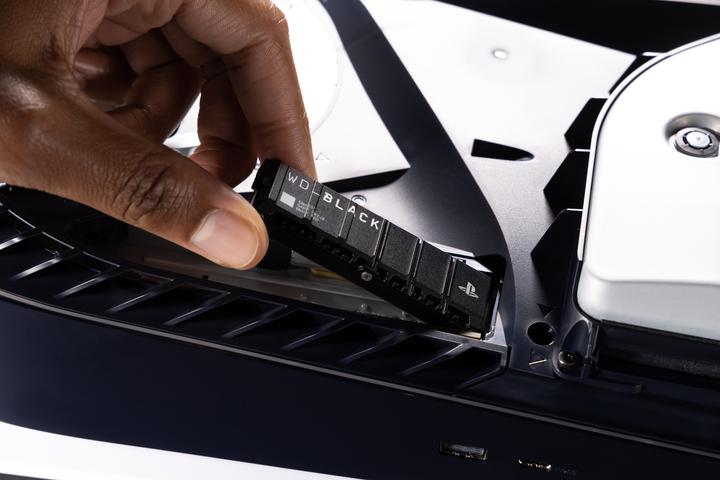 Image du produit WD Black SN850P with Heatsink for PS5 (8000 Go, M.2 2280)